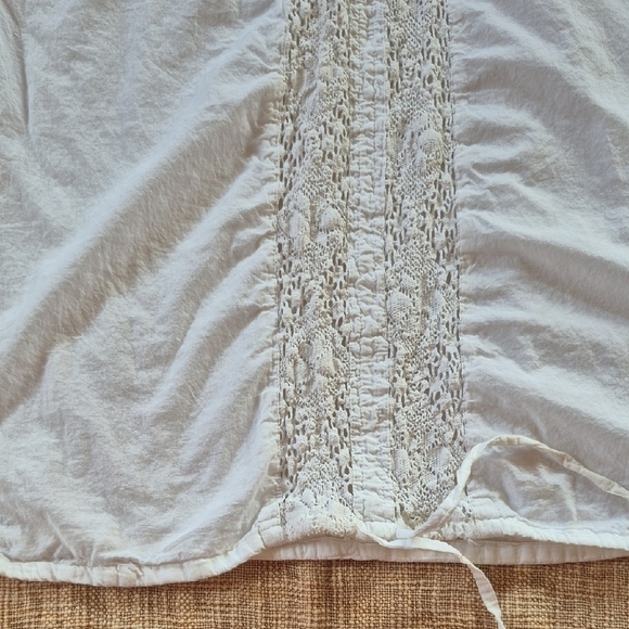 Plus Size White Cotton Renaissance Type Blouse - Picture 5 of 8